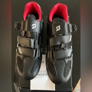 Peloton Cycling Shoes - size 40  (women’s 9/men’s 7)